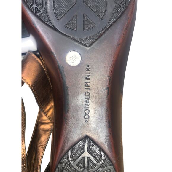 DONALD J PLINER Bronze Leather Cyra Strappy Sandals Shoes Size 9M Made in Italy - Picture 8 of 8